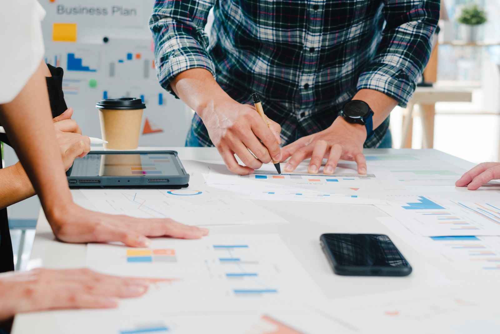 Develop A Successful UX Strategy For Businesses in 2020